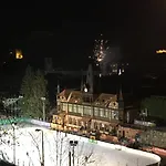 Hotel Upperhouse &