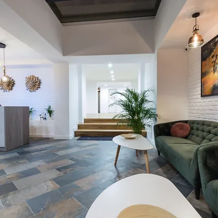 Upperhouse Suites&more Braşov