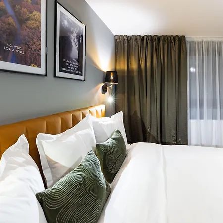 Upperhouse Suites&more Hotel