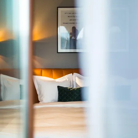 Hotel Upperhouse Suites&more