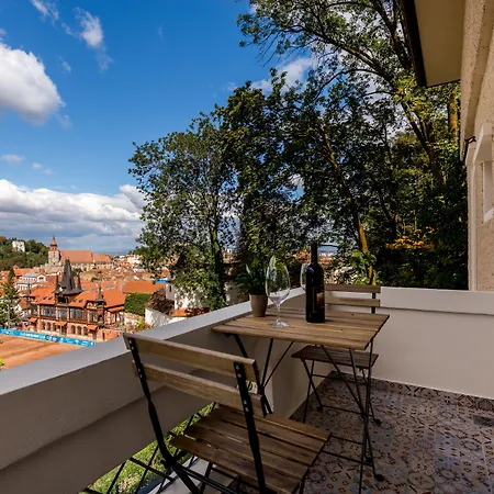 Upperhouse Suites&more 3*