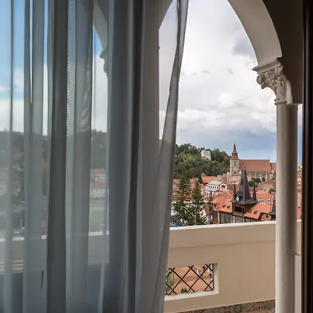 Hotel Upperhouse Suites&more 3*