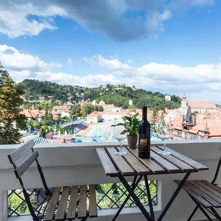Hotel Upperhouse &