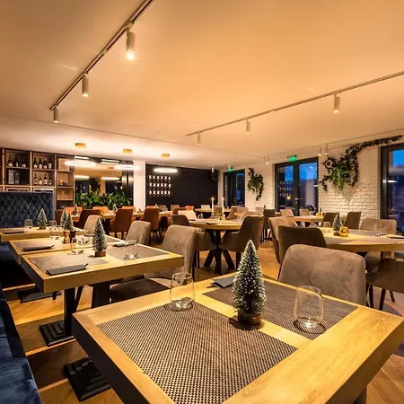 호텔 Upperhouse & 브라쇼브