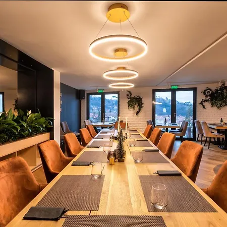 Upperhouse & Hotel Brasov