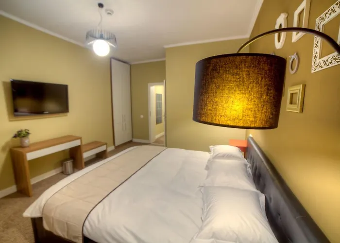 Hotell Upperhouse & Braşov